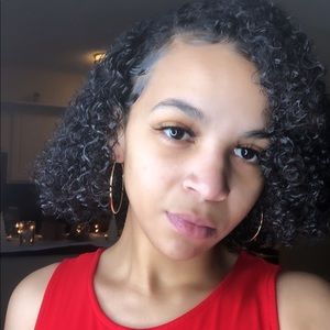 Meet your Posher, Breanna